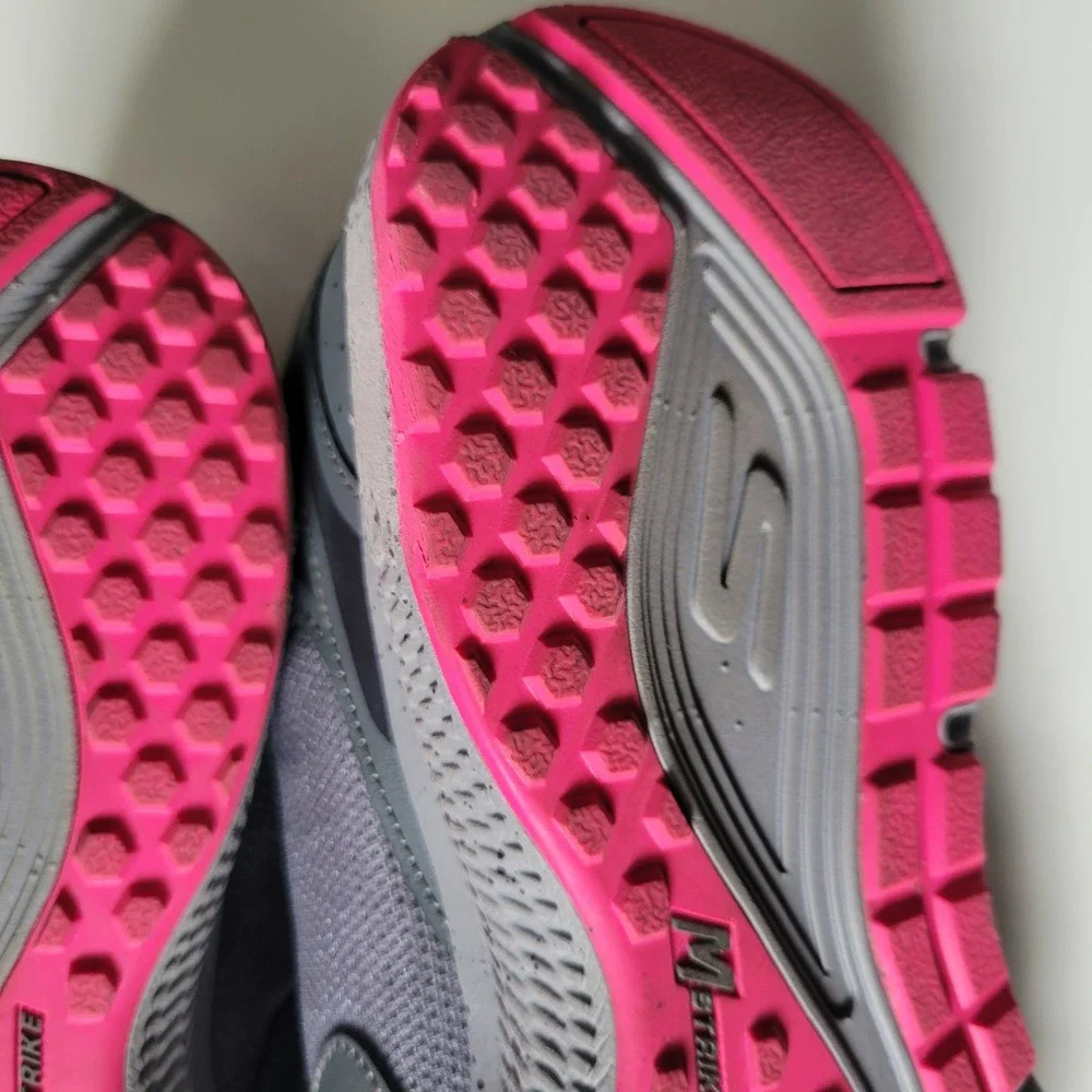 Skechers GOrun Womens 11 Grey Pink Running Shoes Air Cooled Goga Mat Athletic
